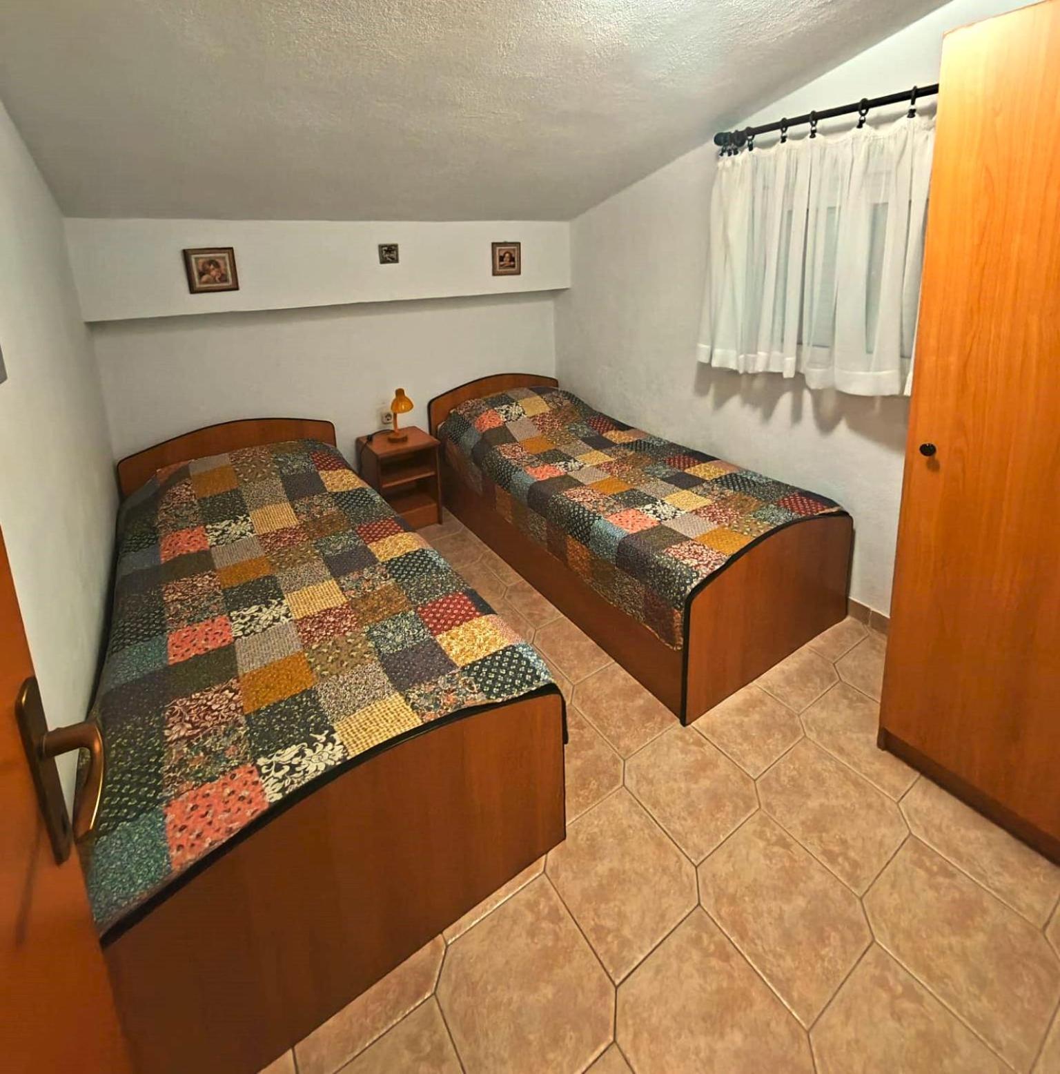Apartments Turan Centrally Located With Free Parking Igrane Zewnętrze zdjęcie